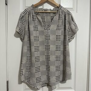 41 Hawthorn Gray and White Flutter Sleeve Blouse